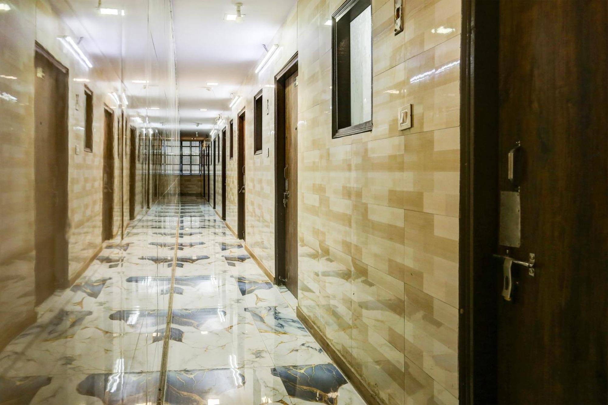 Hotel O Park View Делі Екстер'єр фото