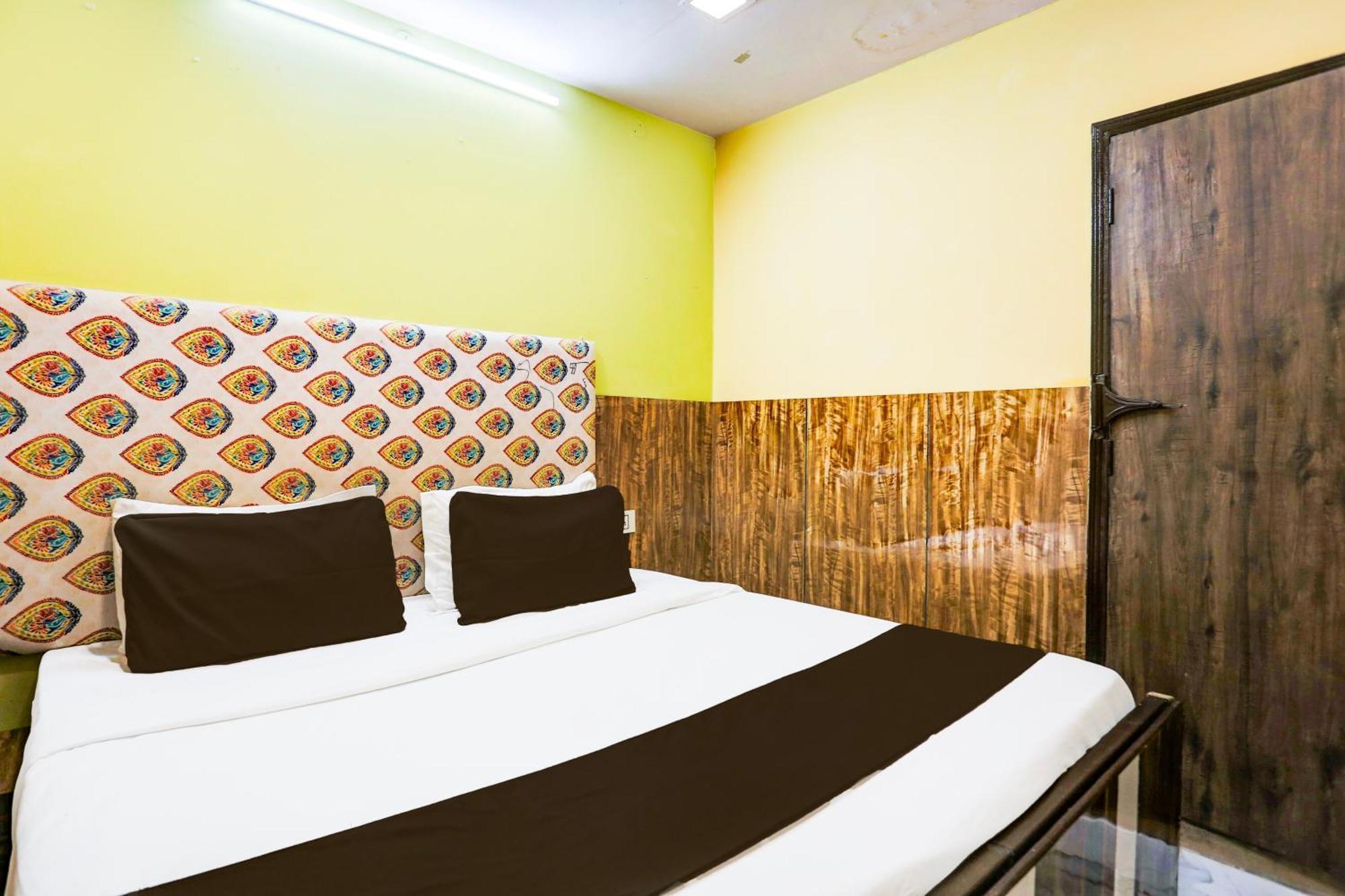 Hotel O Park View Делі Екстер'єр фото