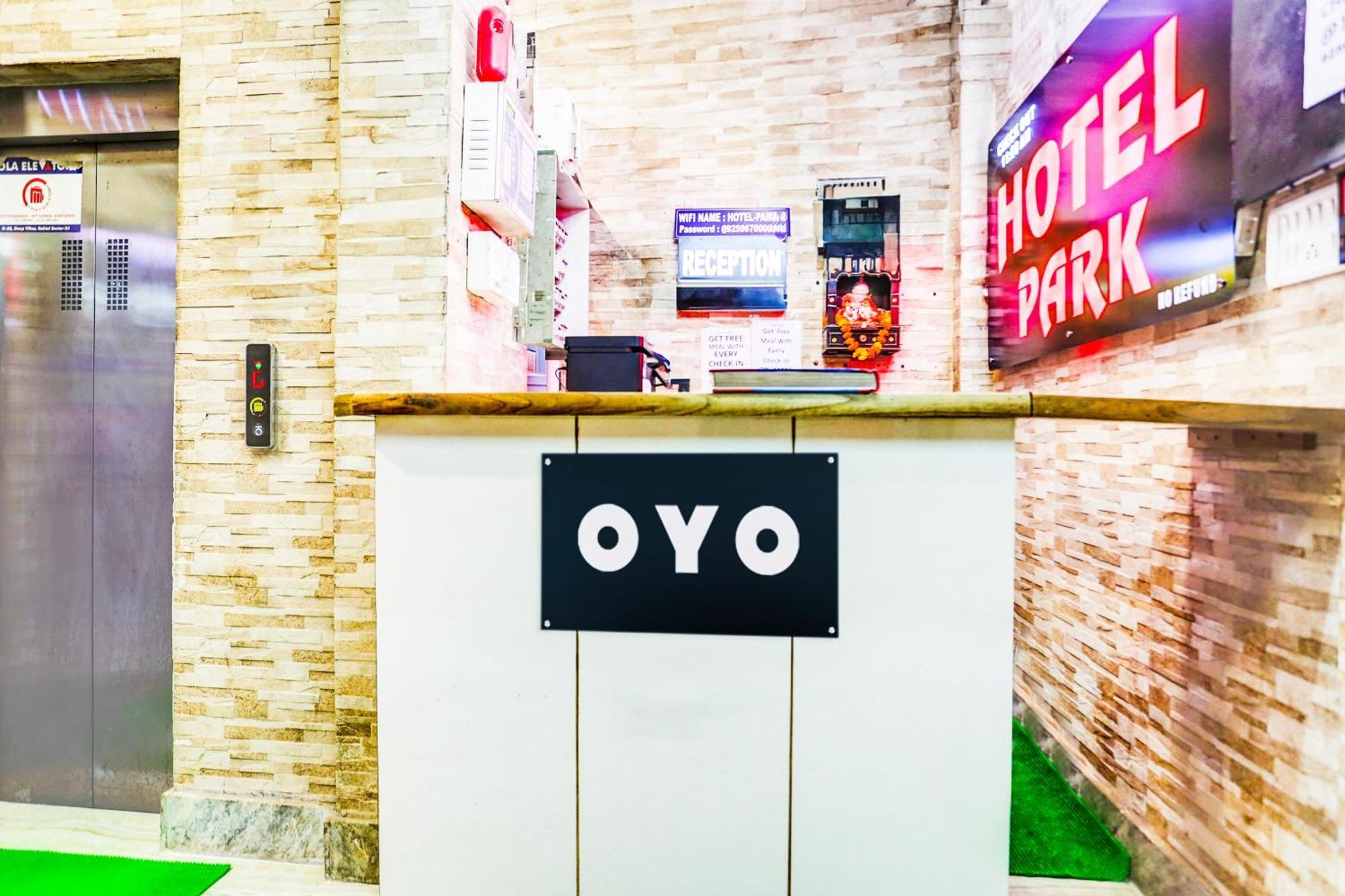 Hotel O Park View Делі Екстер'єр фото